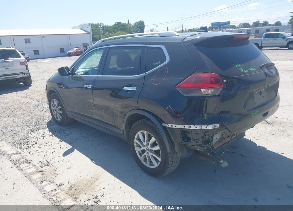 2018 NISSAN ROGUE SV VIN: KNMAT2MVXJP522981