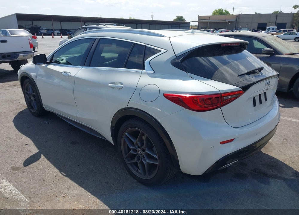 2019 INFINITI QX30 LUXE VIN: SJKCH5CP9KA004781