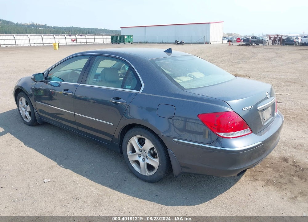 2005 ACURA RL VIN: JH4KB16545C016105