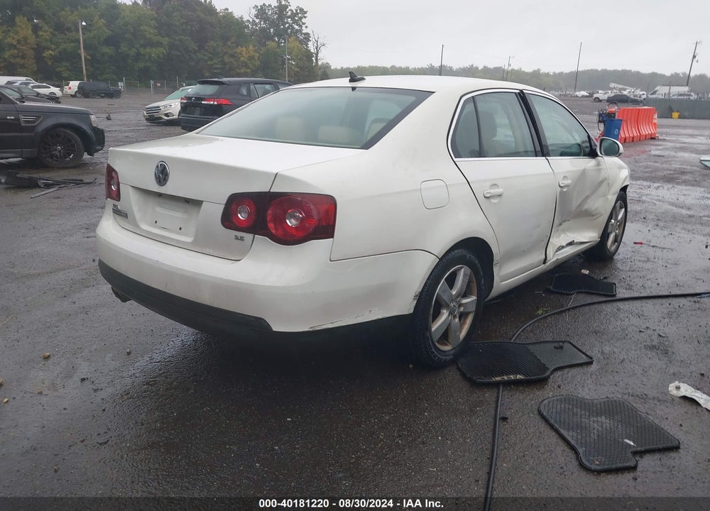 2008 VOLKSWAGEN JETTA SE/SEL VIN: 3VWRM71K38M114990