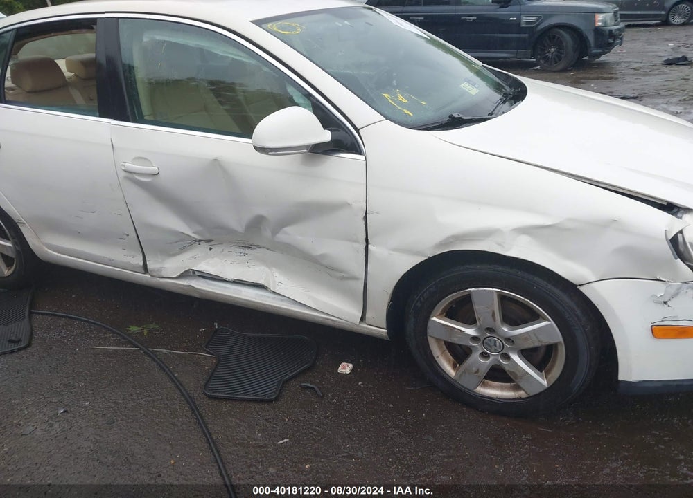 2008 VOLKSWAGEN JETTA SE/SEL VIN: 3VWRM71K38M114990