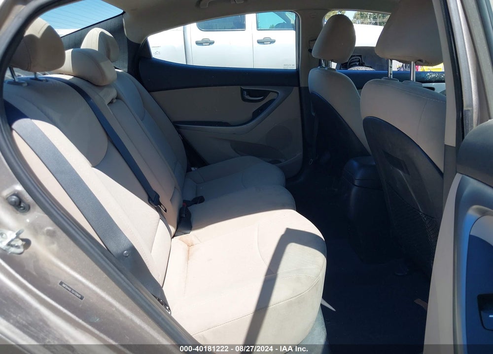 2016 HYUNDAI ELANTRA SE VIN: 5NPDH4AE7GH705645