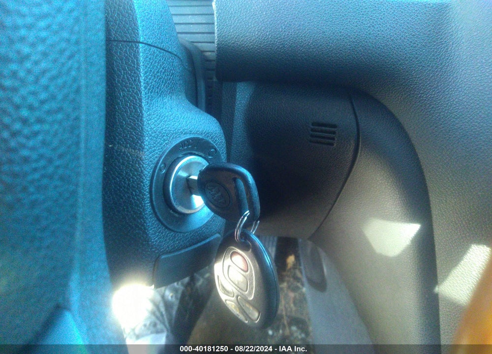 2011 BUICK ENCLAVE 1XL VIN: 5GAKVBED3BJ392133