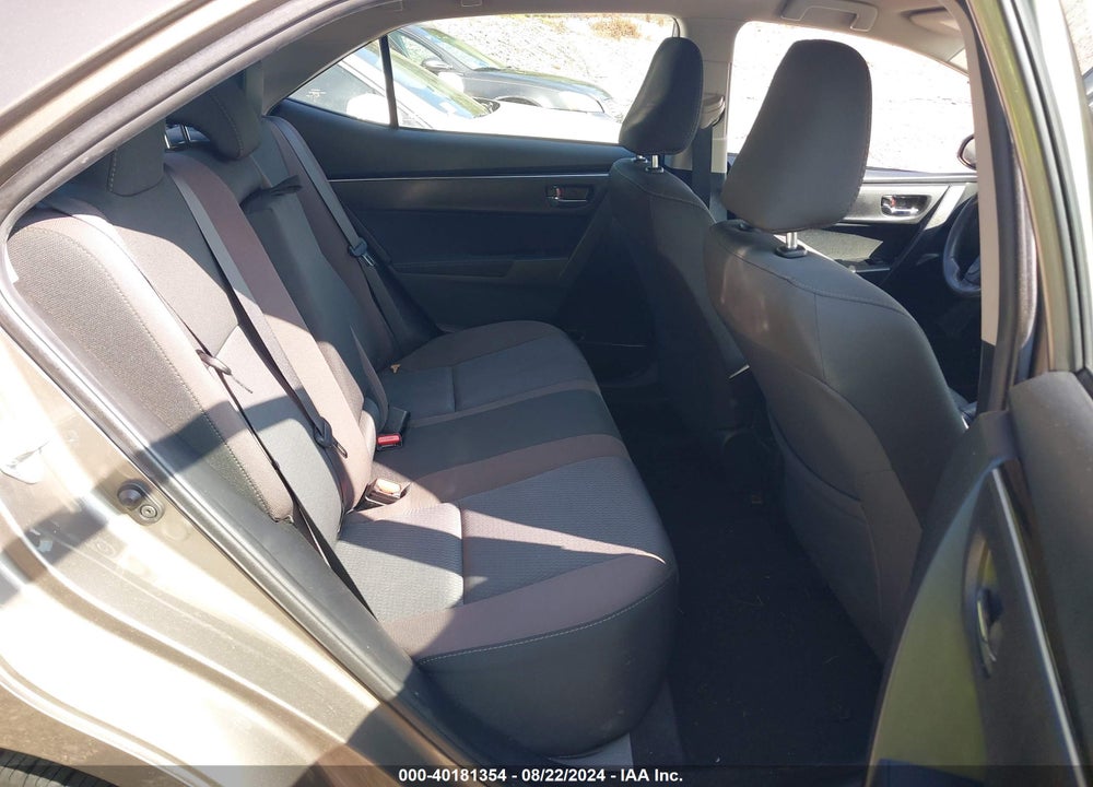 2019 TOYOTA COROLLA LE VIN: 2T1BURHE8KC147516