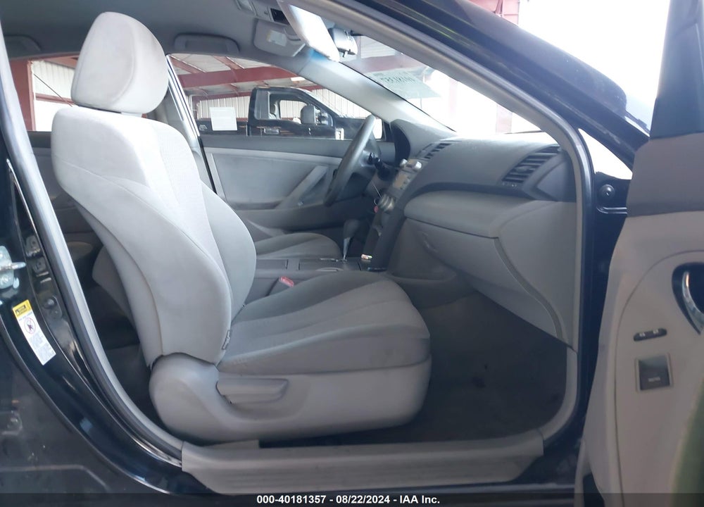 2011 TOYOTA CAMRY LE VIN: 4T1BF3EKXBU132077