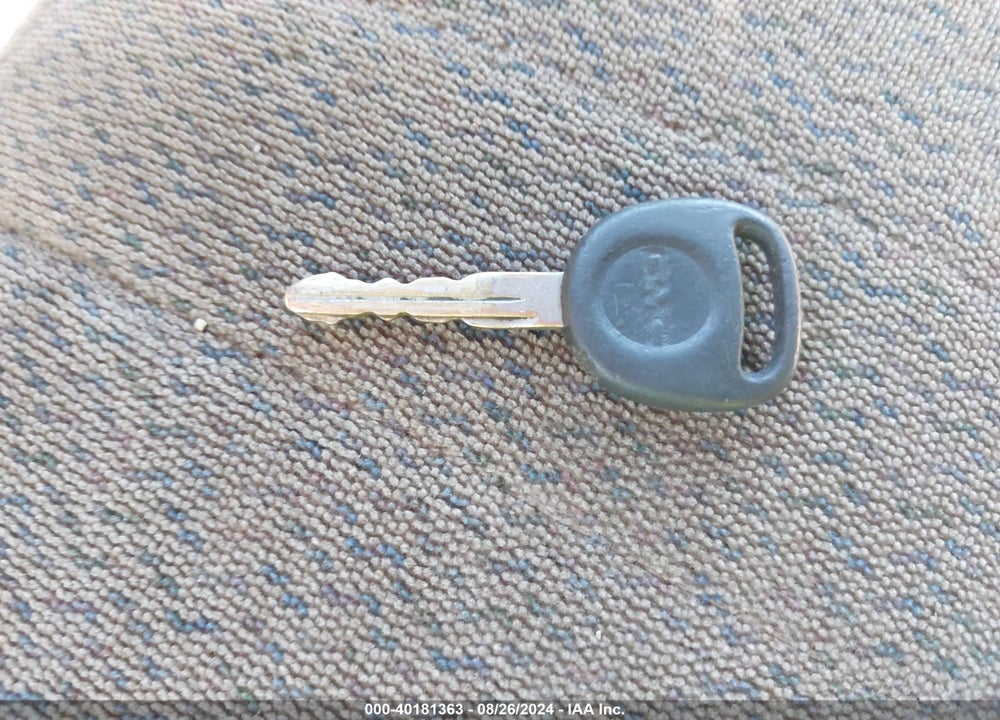 2004 GMC SAFARI VIN: 1GKEL19X24B503224