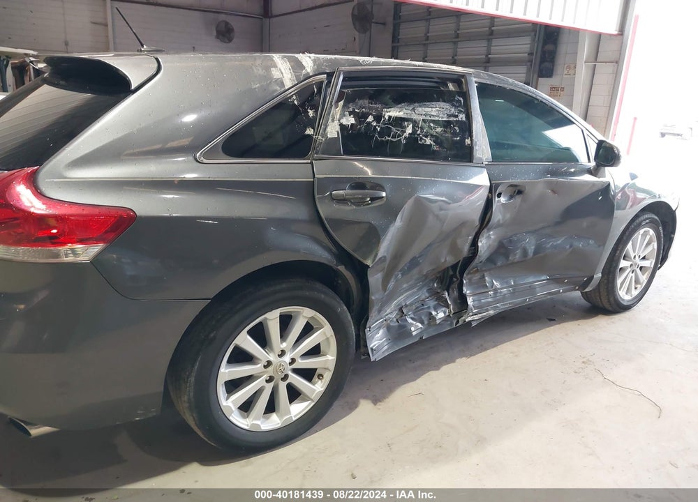 2010 TOYOTA VENZA VIN: 4T3ZA3BB8AU031482