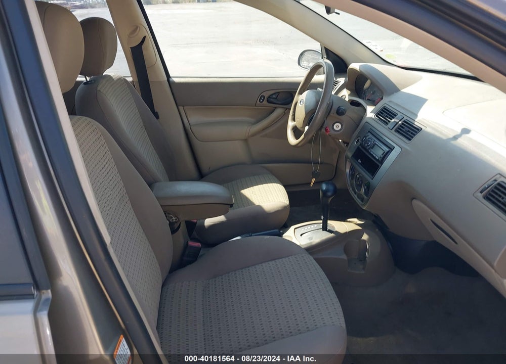 2005 FORD FOCUS ZXW VIN: 1FAHP36N95W199918