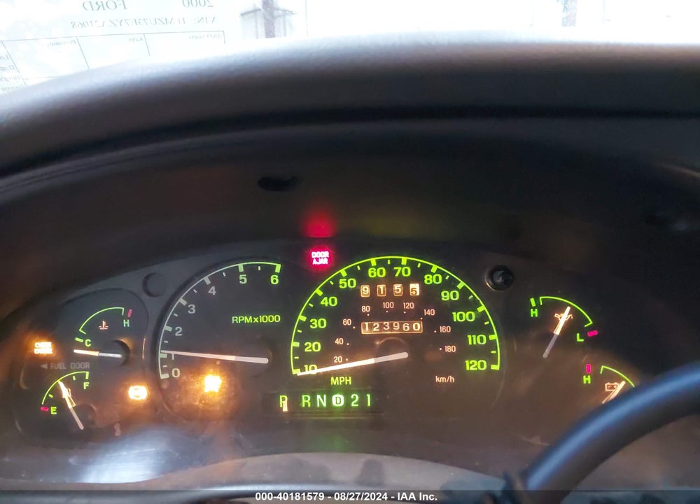 2000 FORD EXPLORER VIN: 1FMZU73E7YZA21068