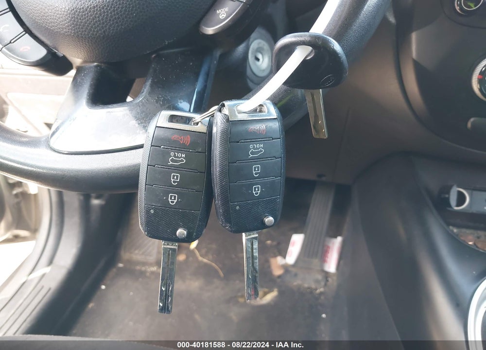 2014 KIA SOUL VIN: KNDJN2A20E7009006