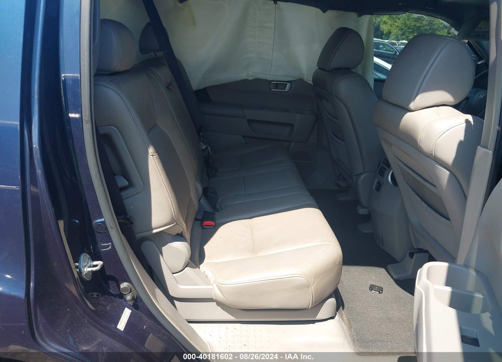 2009 HONDA PILOT EX-L VIN: 5FNYF38589B019705