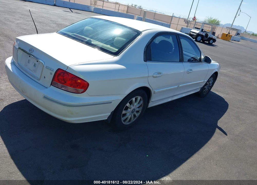 2004 HYUNDAI SONATA GLS/LX VIN: KMHWF35H74A941904