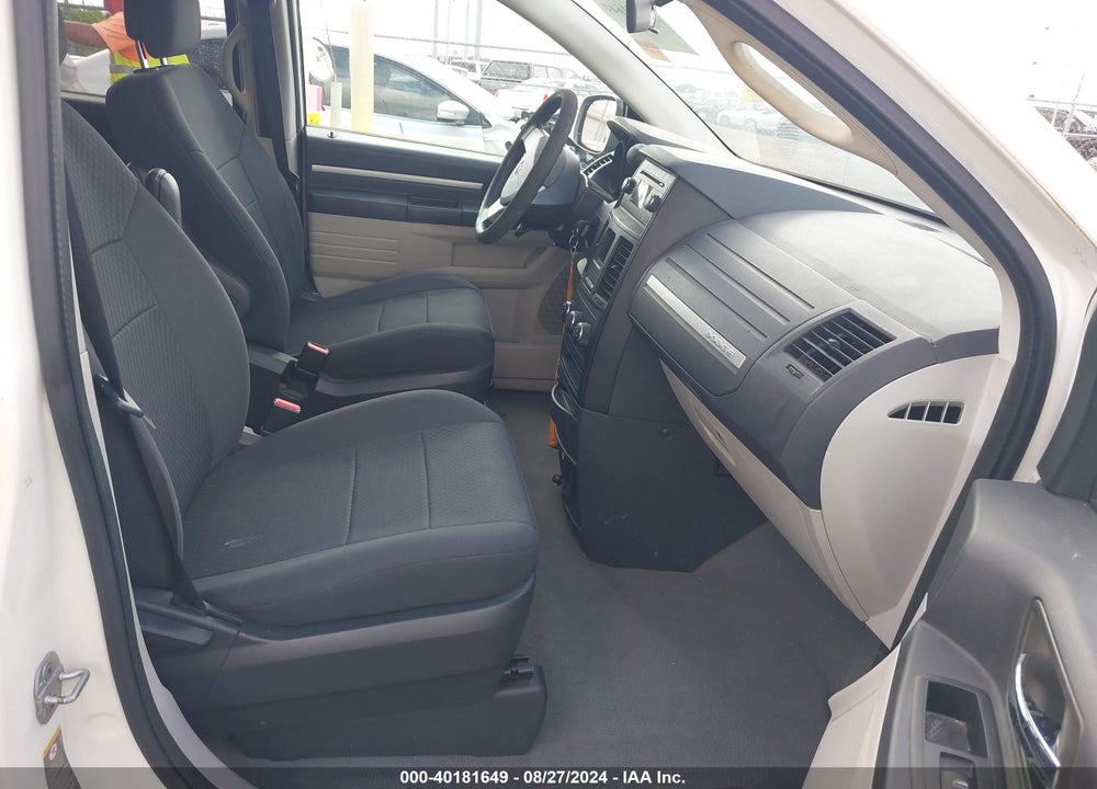 2010 DODGE GRAND CARAVAN C/V VIN: 2D4CN1AEXAR362264