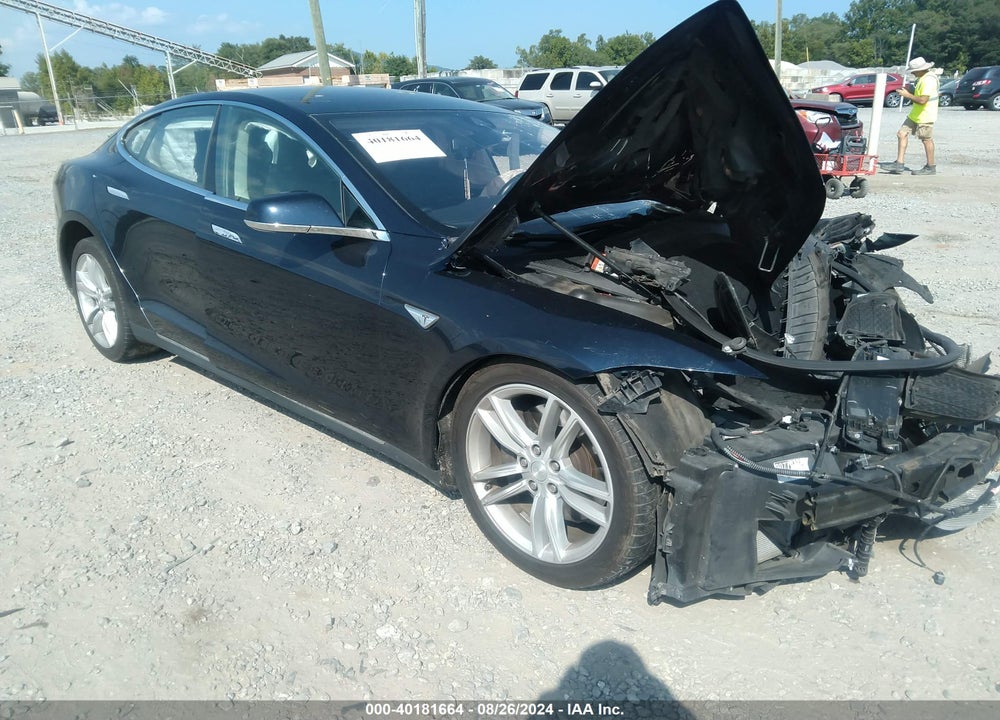 2015 TESLA MODEL S 70D/85D/P85D VIN: 5YJSA1S25FF083235