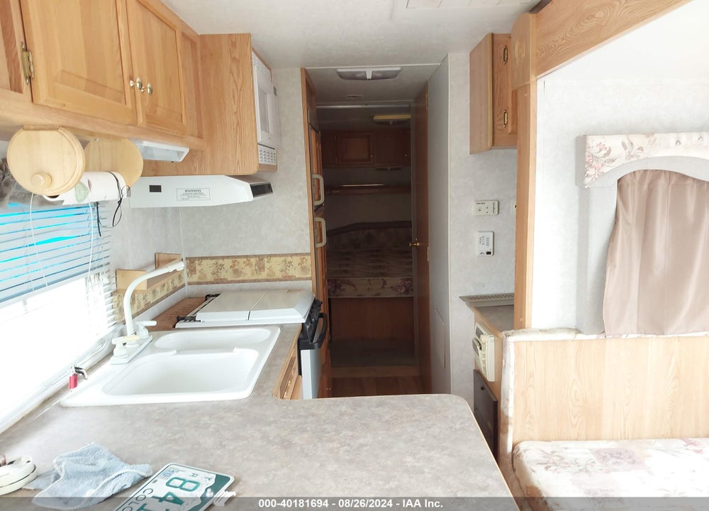 2002 TRAIL BAY TRAVEL TRAILER VIN: 4WY200M2921054176