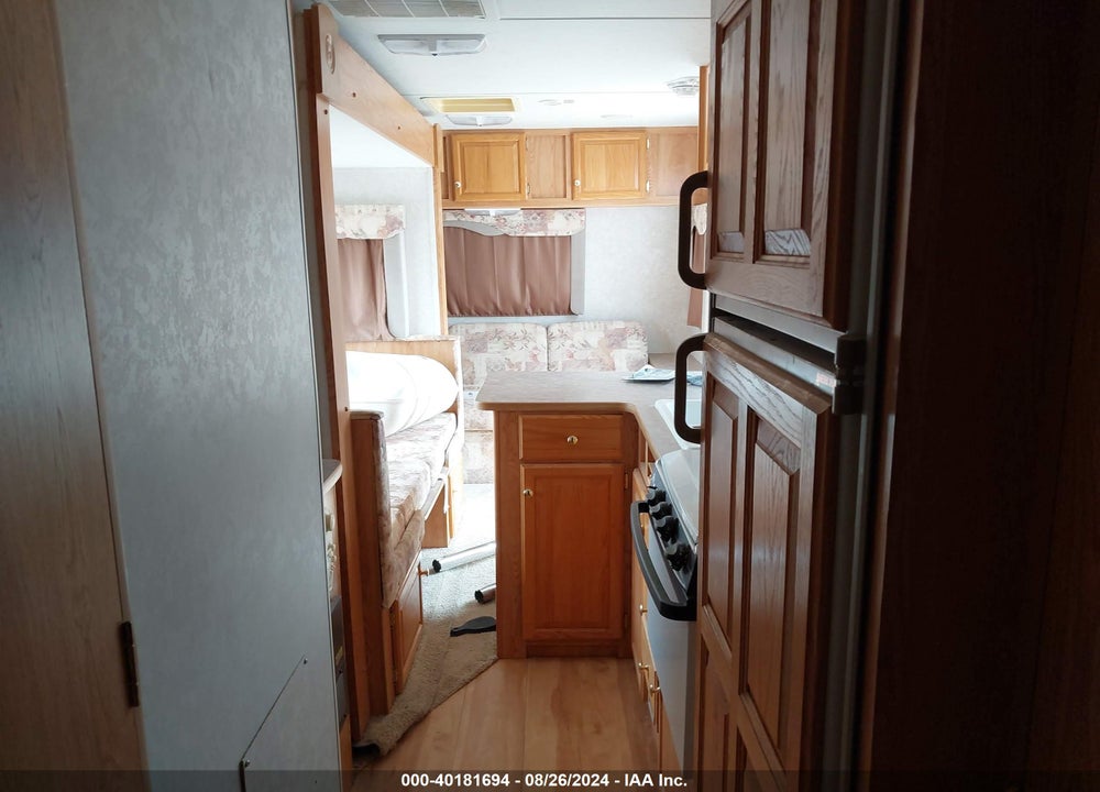 2002 TRAIL BAY TRAVEL TRAILER VIN: 4WY200M2921054176