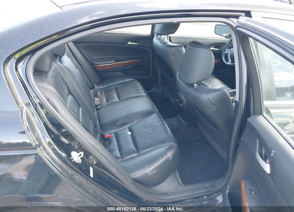 2011 HONDA ACCORD 2.4 EX-L VIN: 1HGCP2F83BA053985