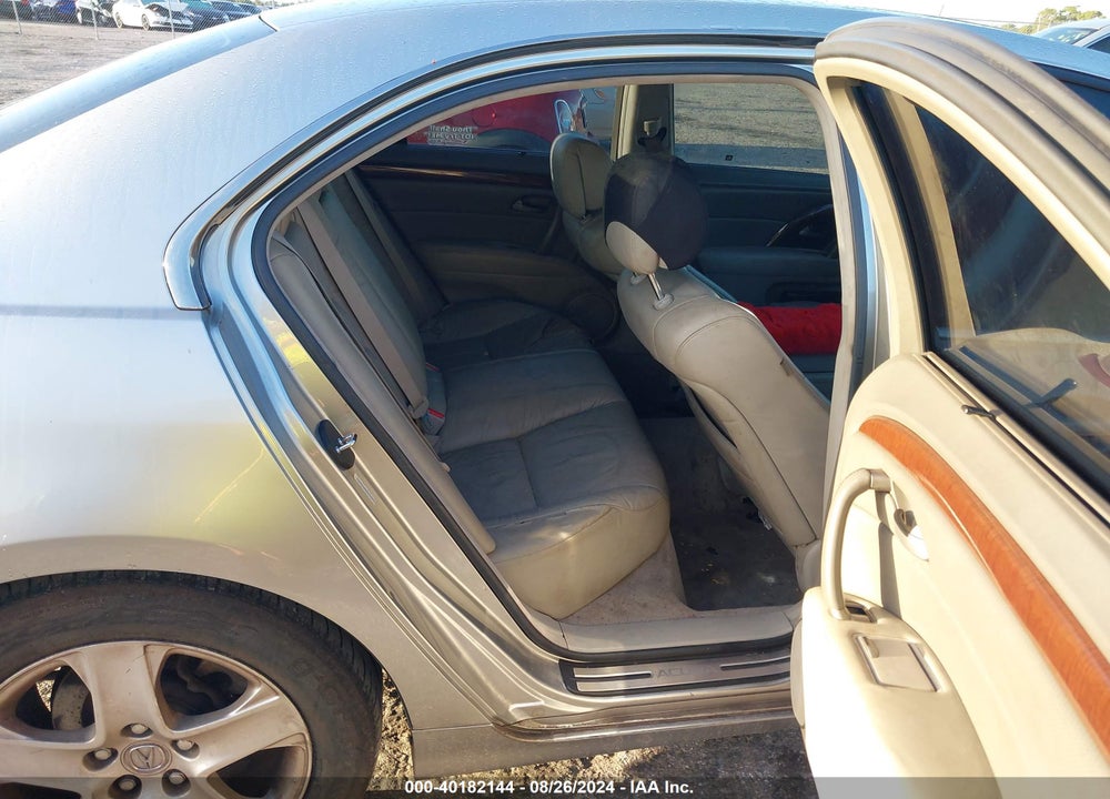 2007 ACURA RL 3.5 VIN: JH4KB16627C001971
