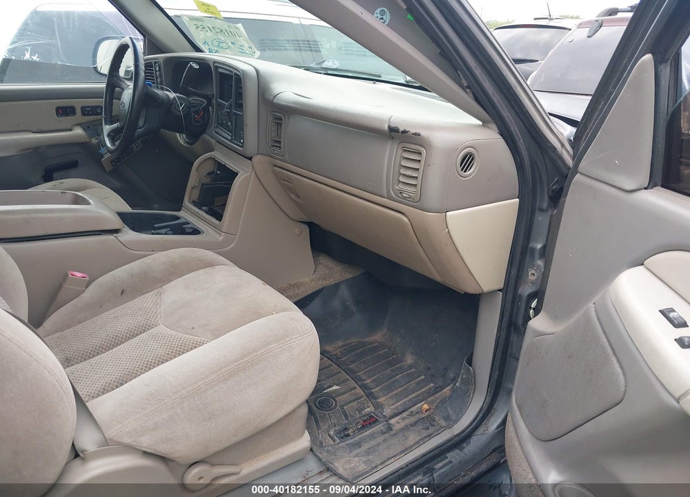 2002 CHEVROLET TAHOE LT VIN: 1GNEK13Z02R283506