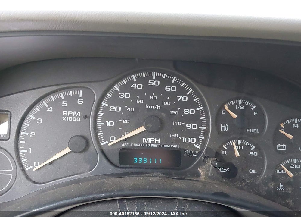 2002 CHEVROLET TAHOE LT VIN: 1GNEK13Z02R283506