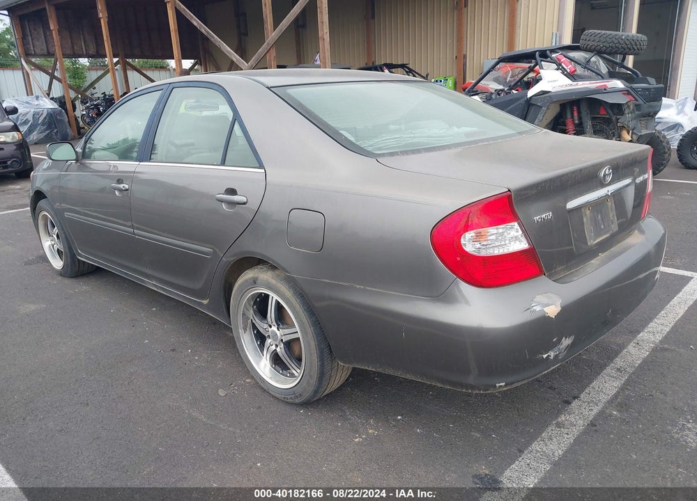 2002 TOYOTA CAMRY LE VIN: 4T1BE32K72U575956