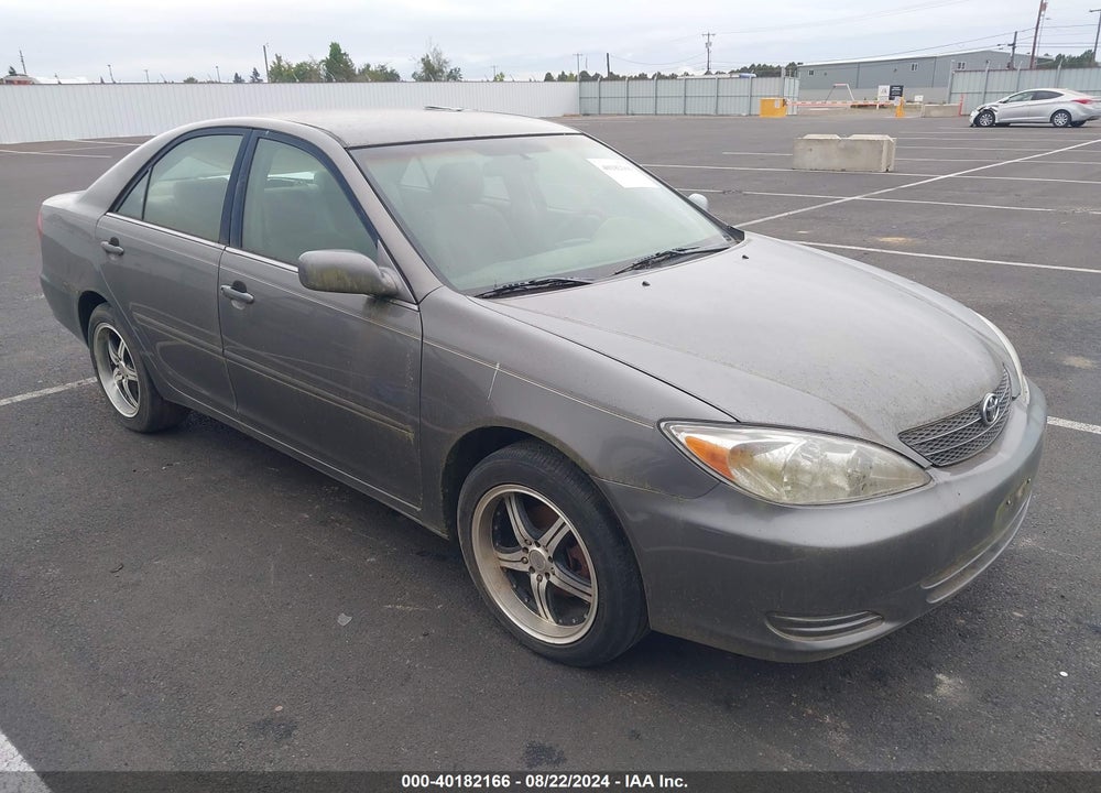 2002 TOYOTA CAMRY LE VIN: 4T1BE32K72U575956