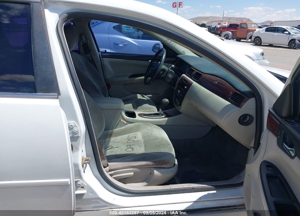 2010 CHEVROLET IMPALA LT VIN: 2G1WB5EK8A1174229