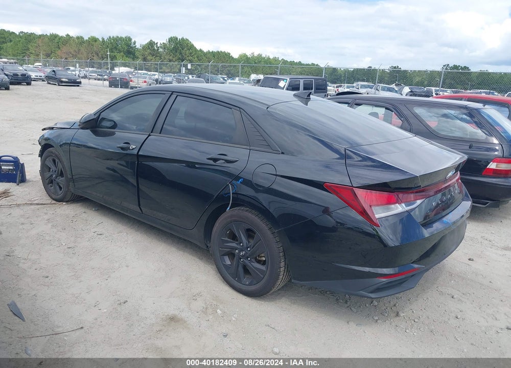 2021 HYUNDAI ELANTRA SEL VIN: 5NPLM4AGXMH027543