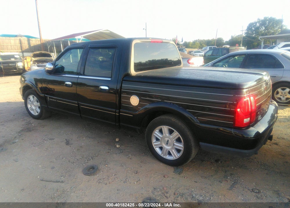 2002 LINCOLN BLACKWOOD VIN: 5LTEW05AX2KJ02500