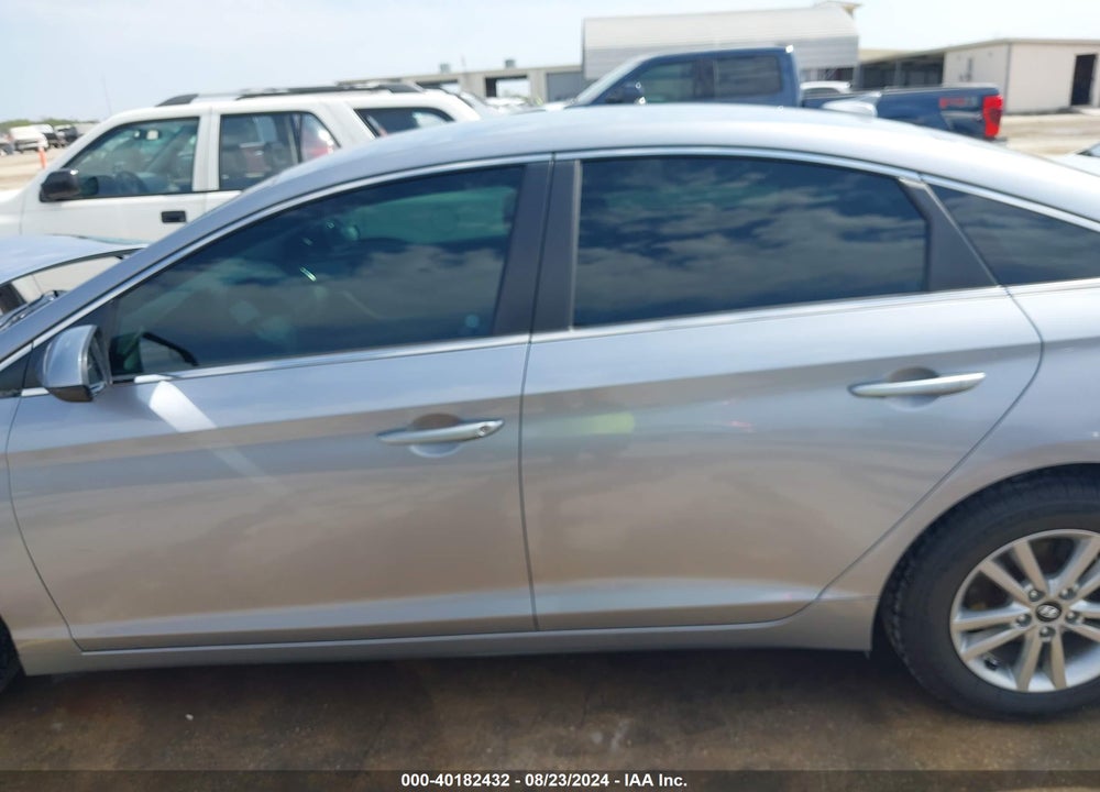 2016 HYUNDAI SONATA SE VIN: 5NPE24AF6GH322987