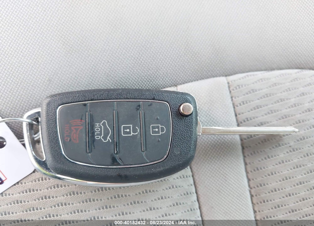 2016 HYUNDAI SONATA SE VIN: 5NPE24AF6GH322987