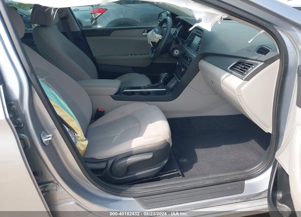2016 HYUNDAI SONATA SE VIN: 5NPE24AF6GH322987