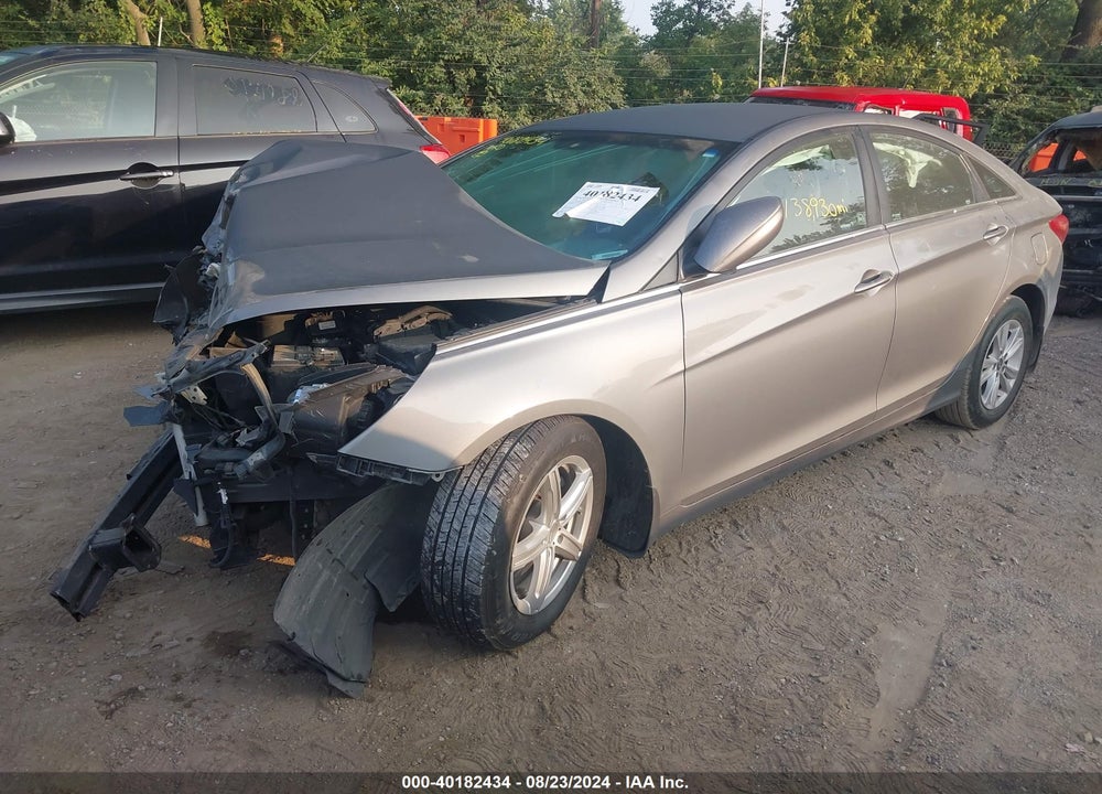 2013 HYUNDAI SONATA GLS VIN: 5NPEB4AC5DH550156