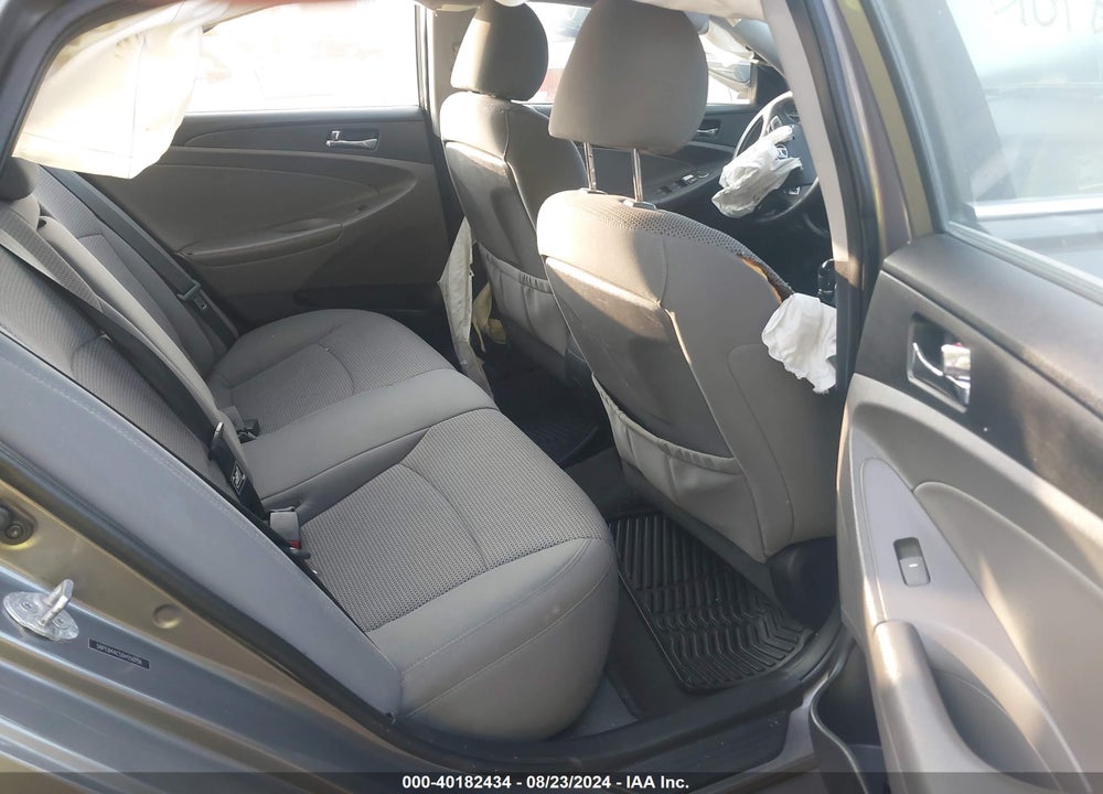 2013 HYUNDAI SONATA GLS VIN: 5NPEB4AC5DH550156