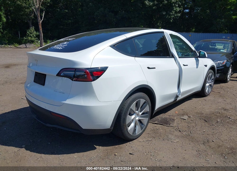 2021 TESLA MODEL Y LONG RANGE DUAL MOTOR ALL-WHEEL DRIVE VIN: 5YJYGDEE4MF198938