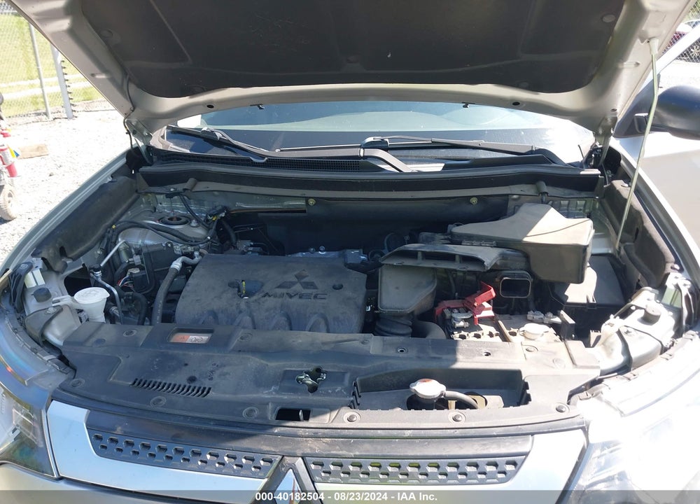 2019 MITSUBISHI OUTLANDER ES VIN: JA4AD2A37KZ047659