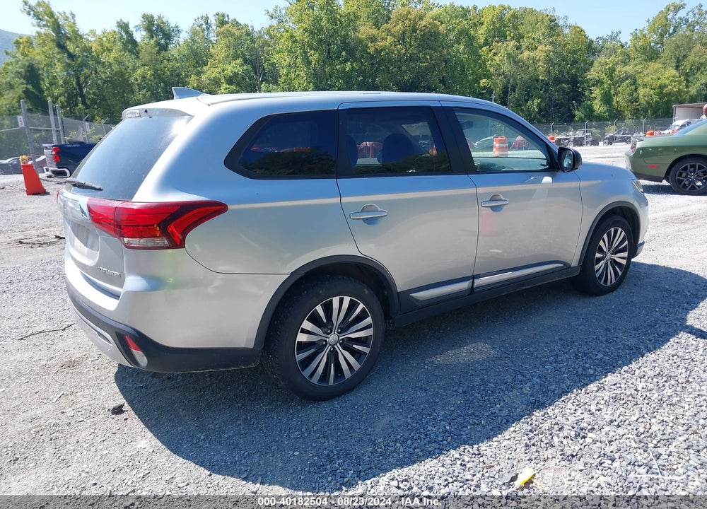 2019 MITSUBISHI OUTLANDER ES VIN: JA4AD2A37KZ047659