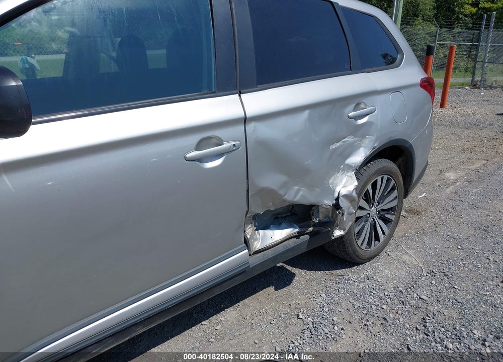 2019 MITSUBISHI OUTLANDER ES VIN: JA4AD2A37KZ047659
