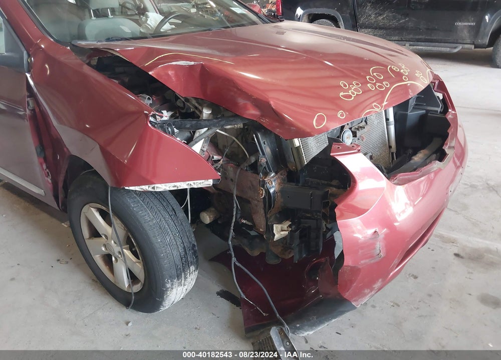 2013 NISSAN ROGUE S VIN: JN8AS5MV1DW148618