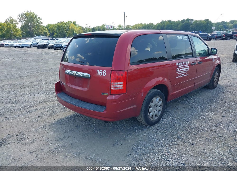 2008 CHRYSLER TOWN & COUNTRY LX VIN: 2A8HR44H28R748601