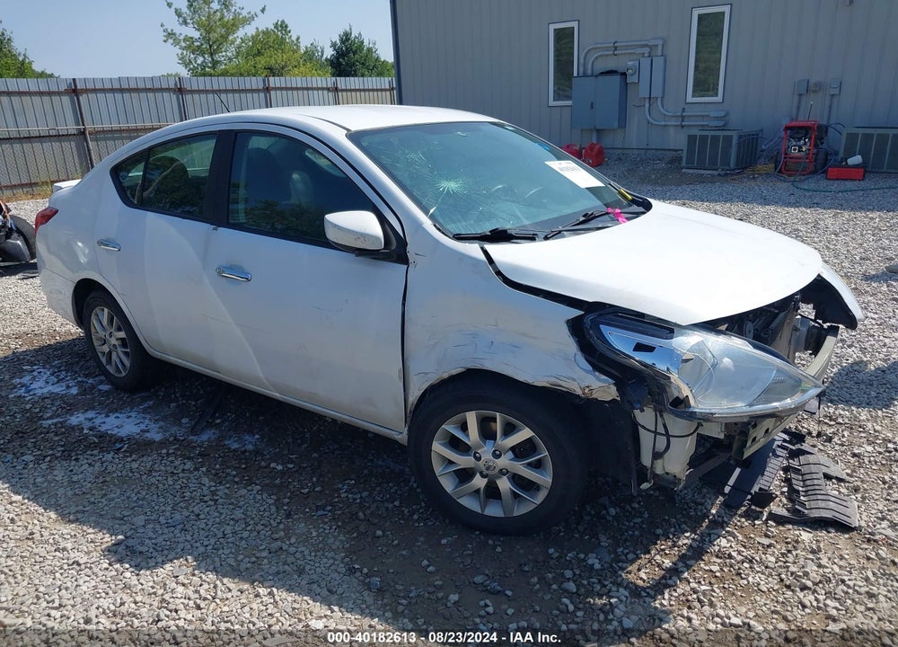 2018 NISSAN VERSA 1.6 SV VIN: 3N1CN7AP1JL860466