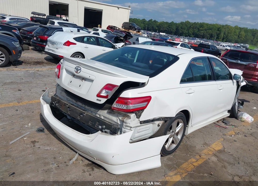 2011 TOYOTA CAMRY SE VIN: 4T1BF3EKXBU696134