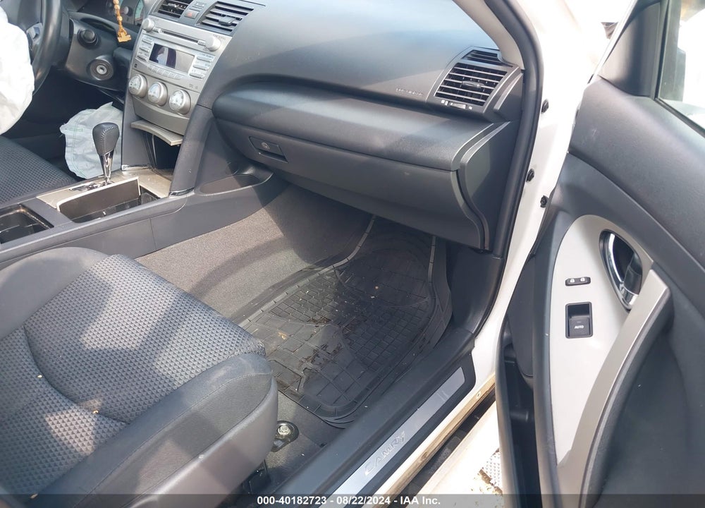 2011 TOYOTA CAMRY SE VIN: 4T1BF3EKXBU696134