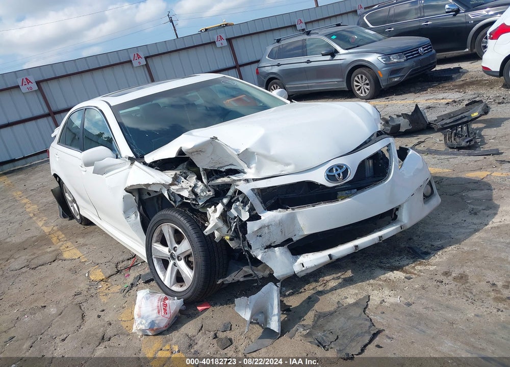 2011 TOYOTA CAMRY SE VIN: 4T1BF3EKXBU696134