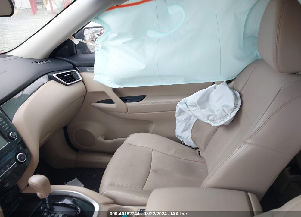 2015 NISSAN ROGUE SL VIN: 5N1AT2MT1FC787054