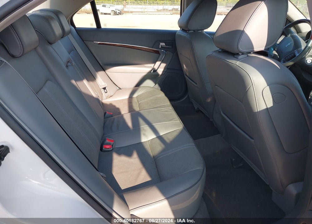 2010 LINCOLN MKZ VIN: 3LNHL2GC4AR606730