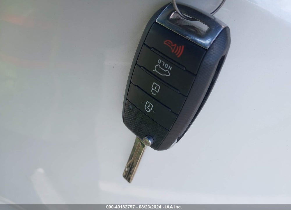 2014 KIA SPORTAGE LX VIN: KNDPB3AC2E7580370