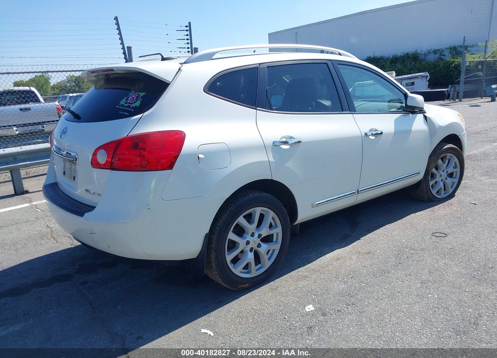 2013 NISSAN ROGUE SV W/SL PKG VIN: JN8AS5MV4DW117198