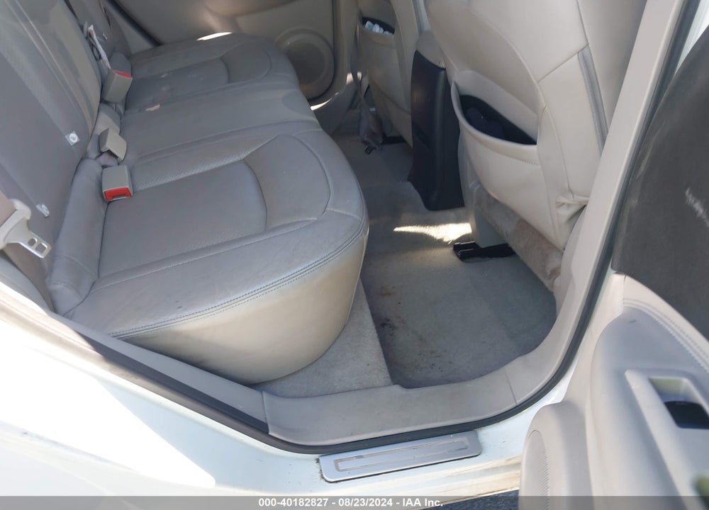 2013 NISSAN ROGUE SV W/SL PKG VIN: JN8AS5MV4DW117198