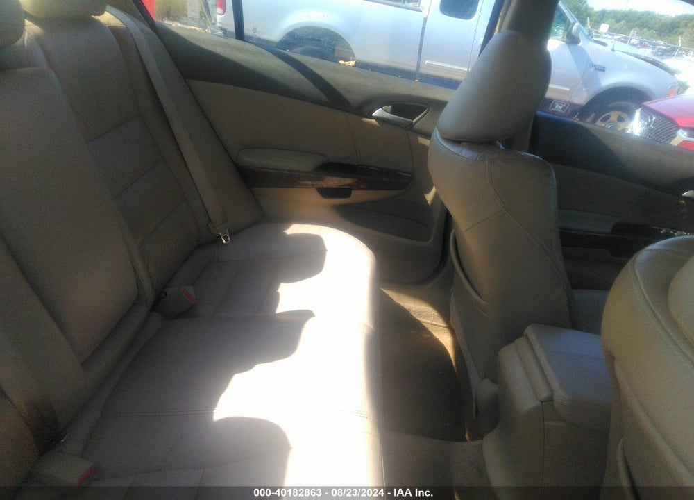 2008 HONDA ACCORD 2.4 EX-L VIN: 1HGCP26868A109197